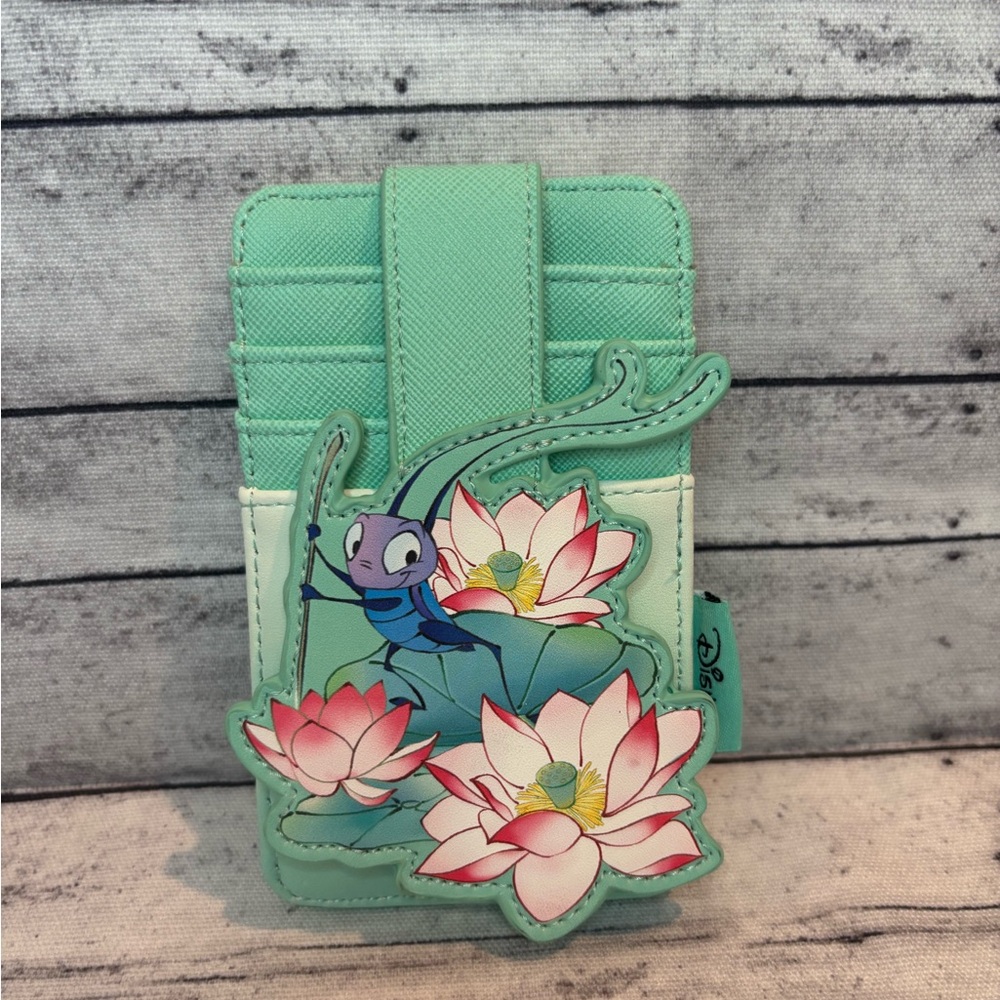 Mulan Cri-Lee Lotus Cardholder